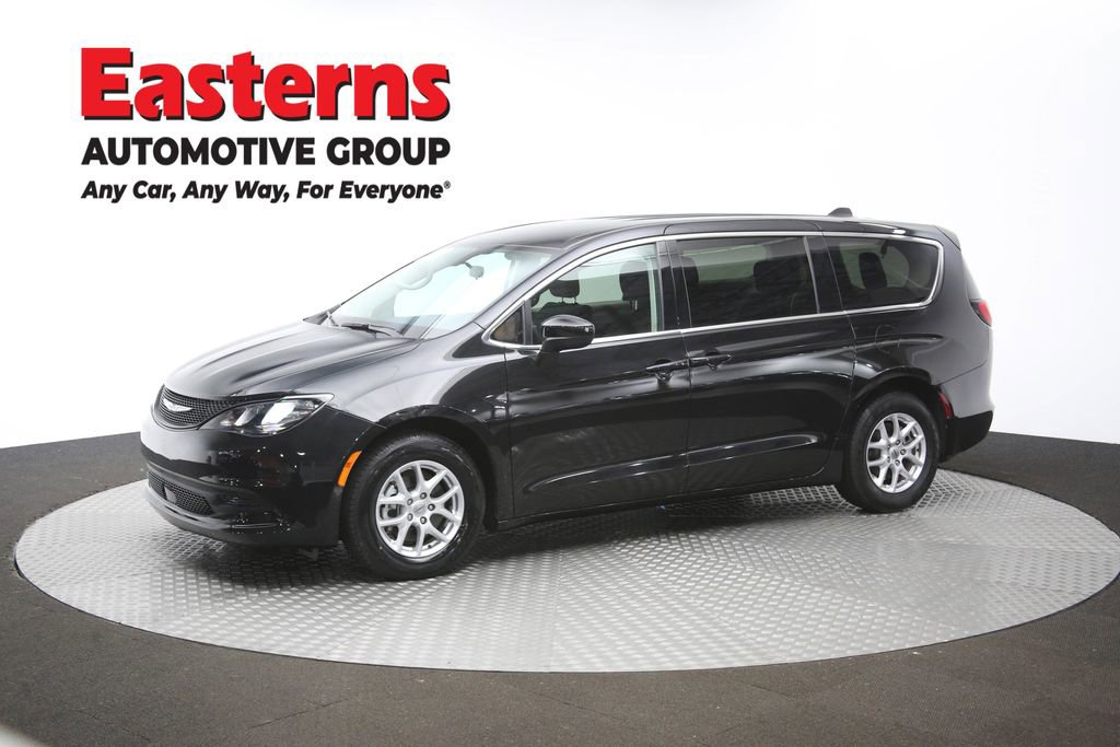 Used 2022 Chrysler Voyager LX FWD image 59