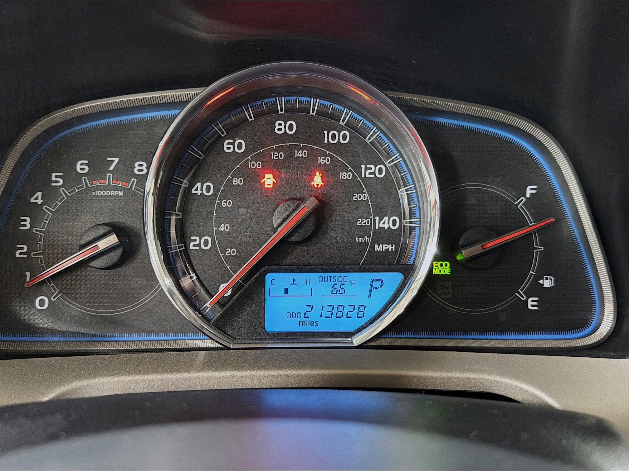 Used 2014 Toyota RAV4 Limited AWD/4WD image 12