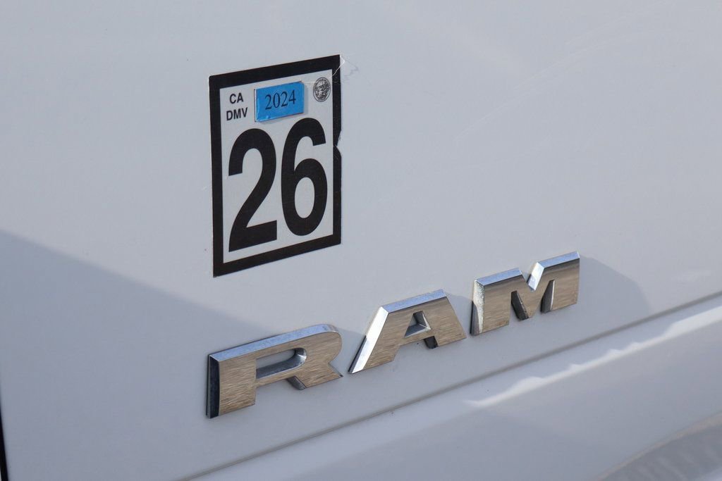 Used 2021 RAM 5500 Tradesman w/ Chrome Appearance Group RWD image 51