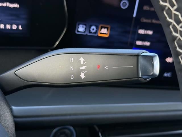 Used 2024 Chevrolet Traverse LT w/ LPO, Floor Liner Package image 25