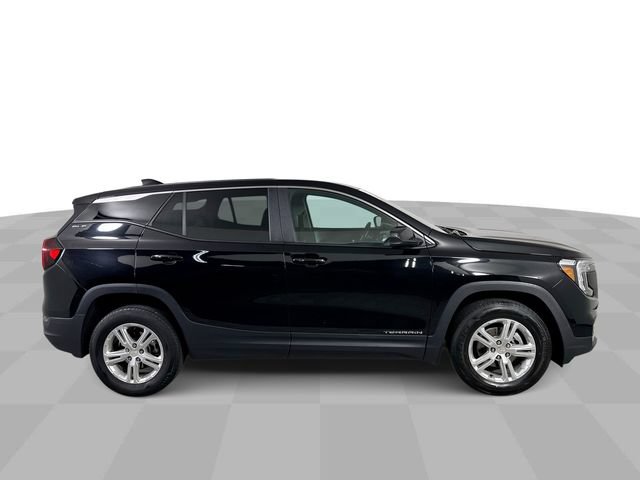 Used 2024 GMC Terrain SLE AWD/4WD image 9