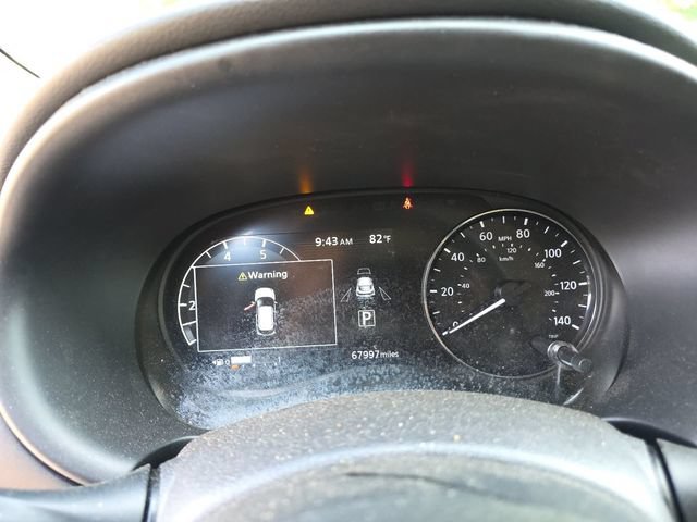 Used 2023 Nissan Kicks SR w/ Interior Electronics Package FWD image 12