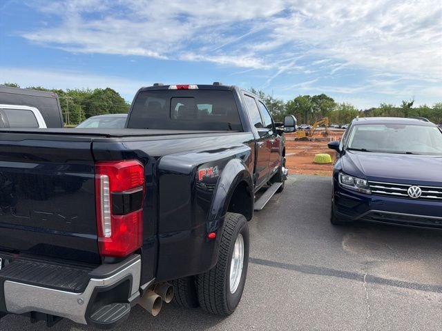 Used 2024 Ford F350 Lariat w/ Lariat Ultimate Package AWD/4WD image 3