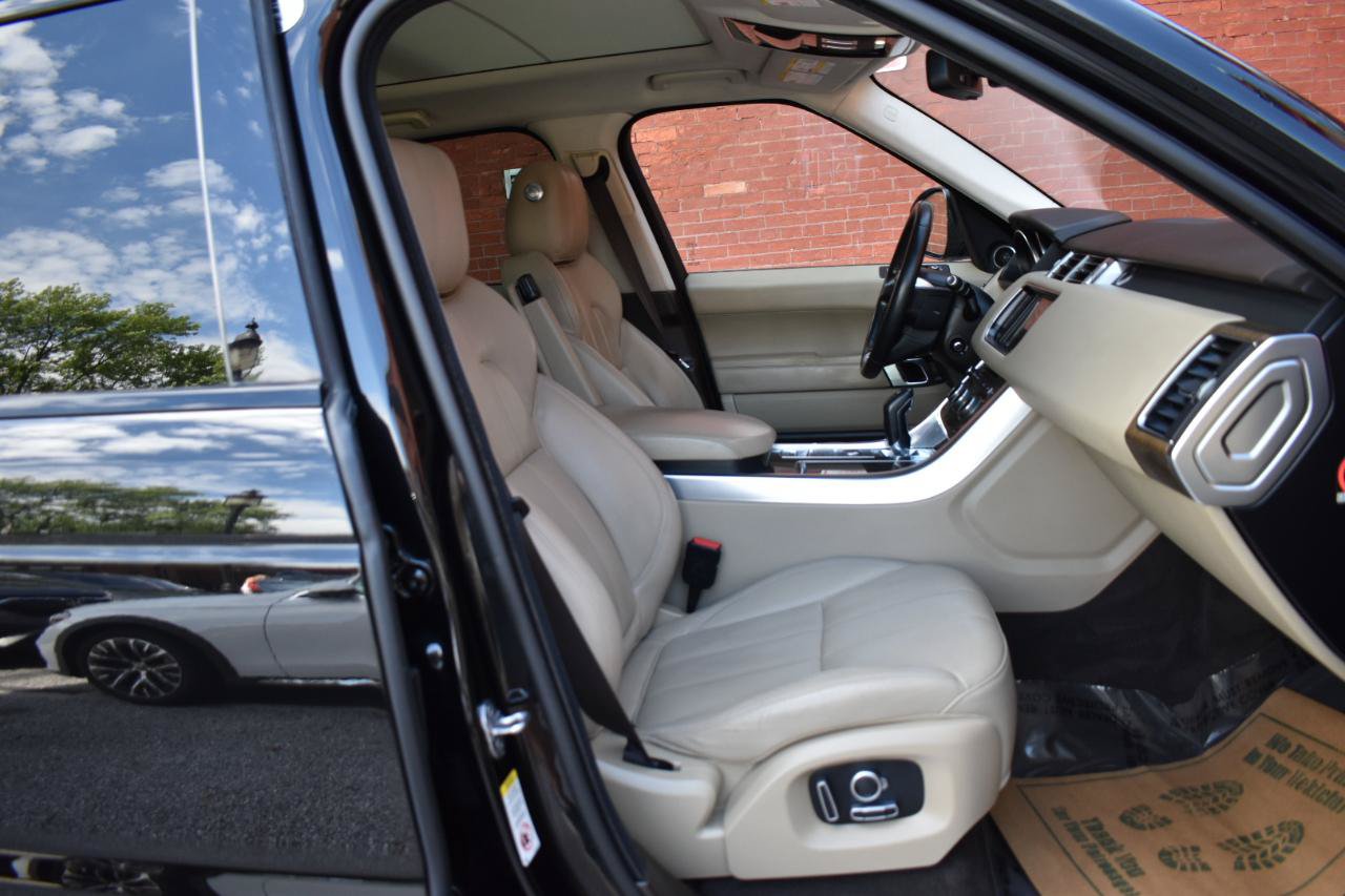 Used 2016 Land Rover Range Rover Sport HSE AWD/4WD image 19