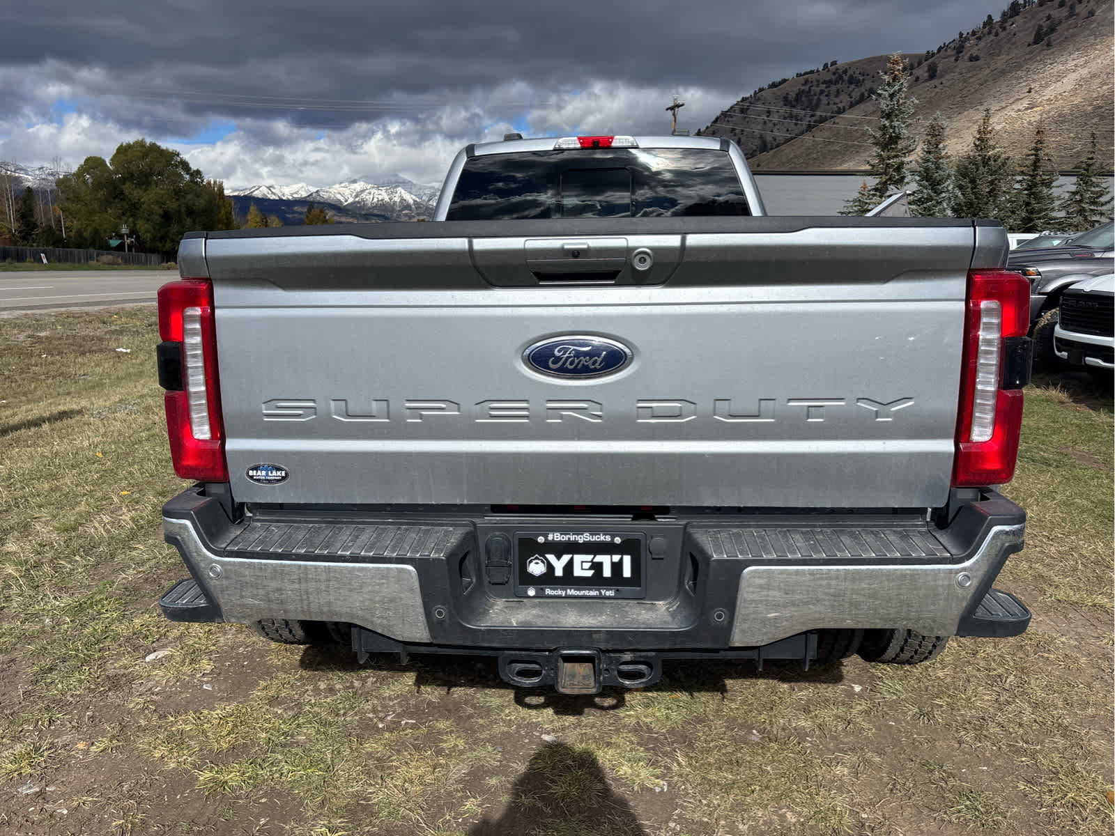 Used 2024 Ford F450 Lariat w/ Camper Package image 9