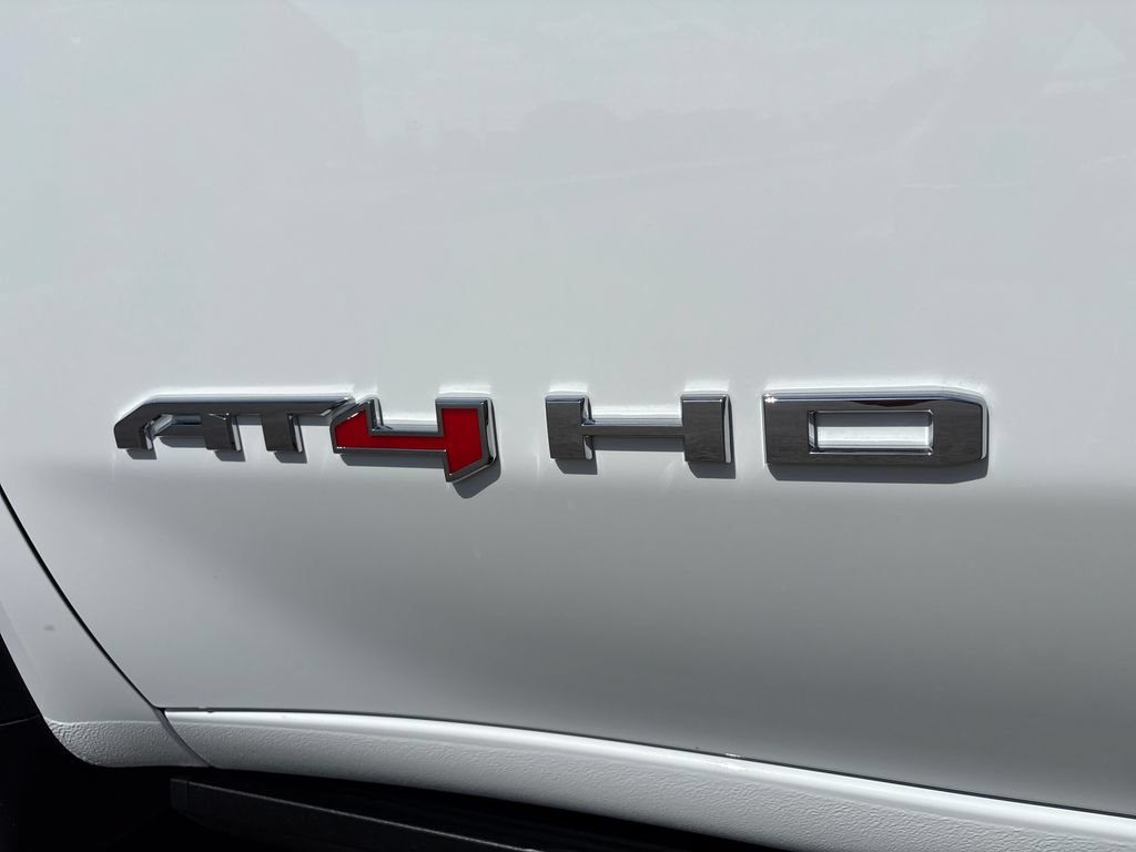 New 2026 GMC Sierra 2500 AT4 w/ AT4 Premium Plus Package AWD/4WD image 10