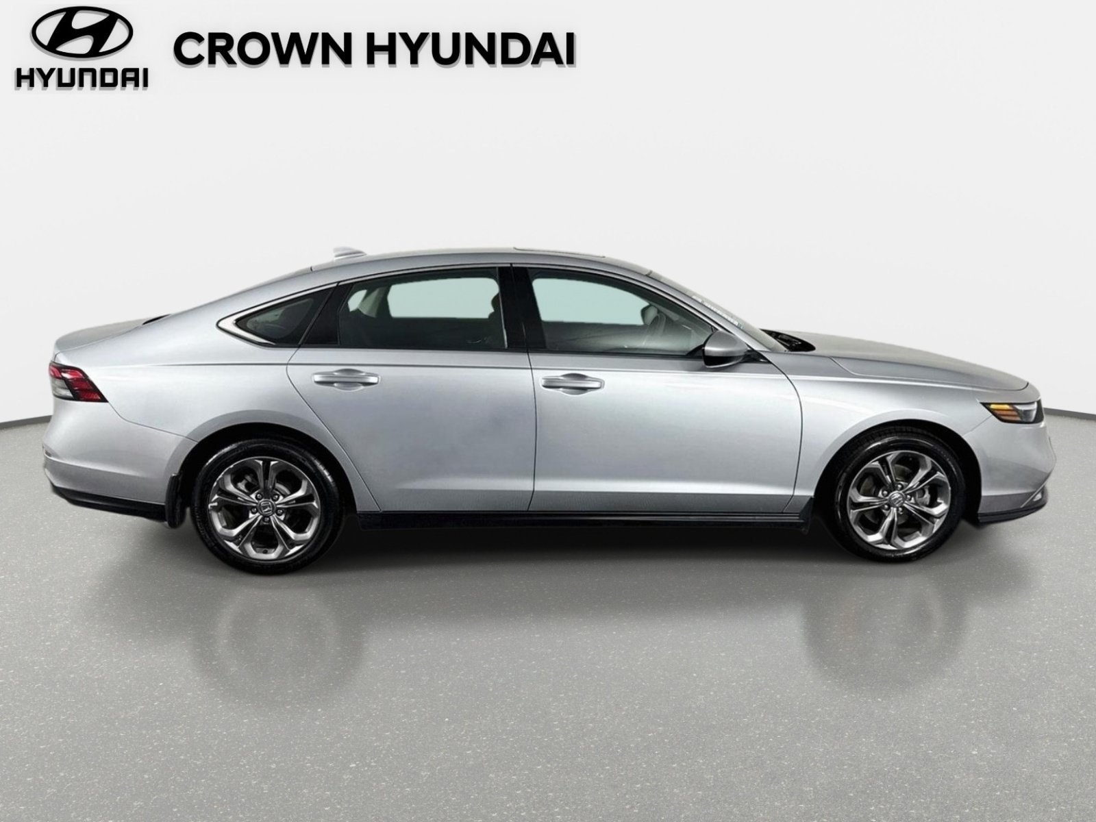 Used 2024 Honda Accord EX image 5