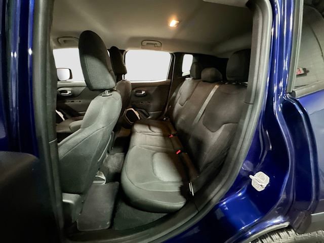 Used 2017 Jeep Renegade Latitude image 24