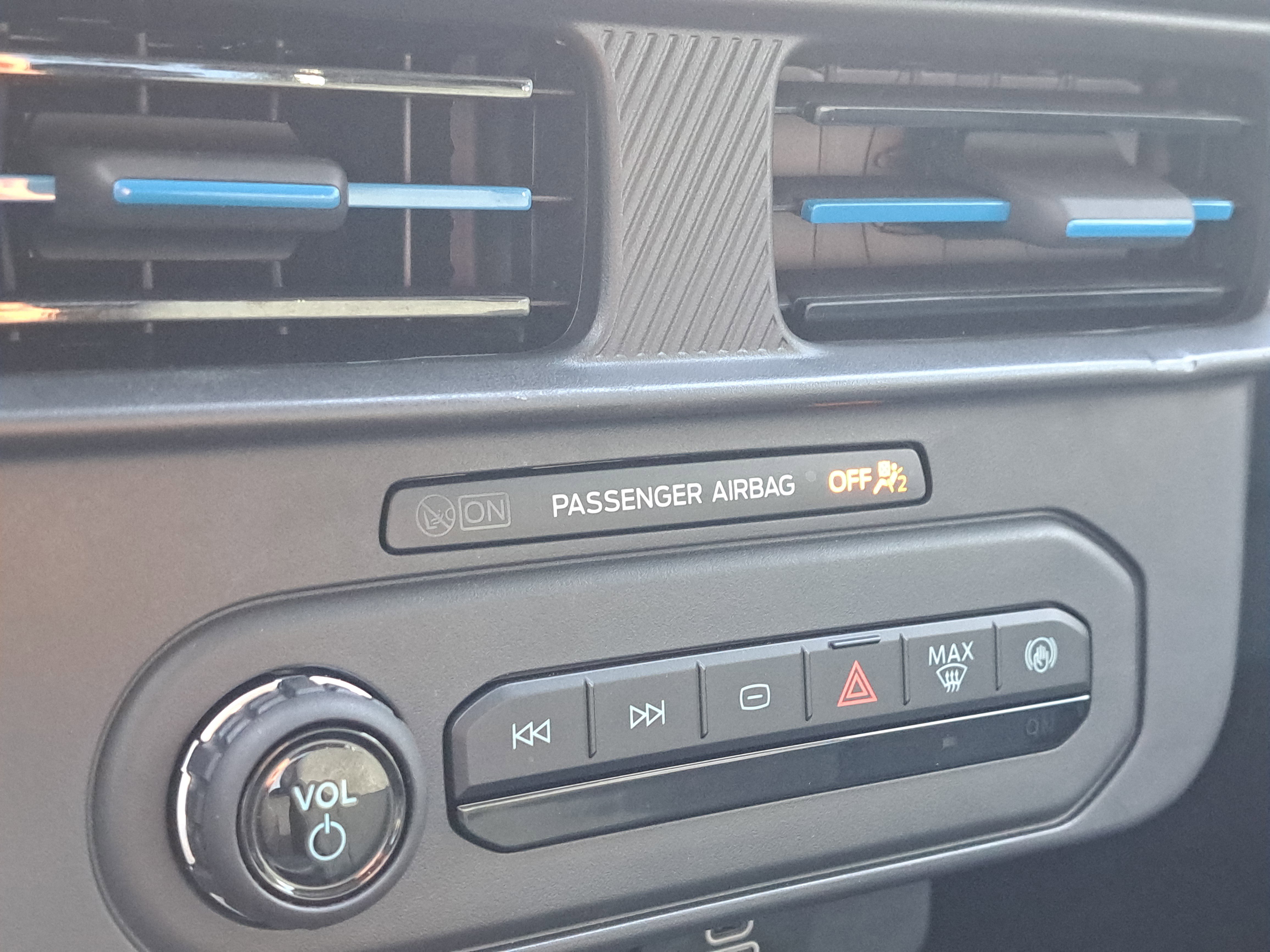 Used 2025 Ford Maverick XLT w/ XLT Luxury Package image 24