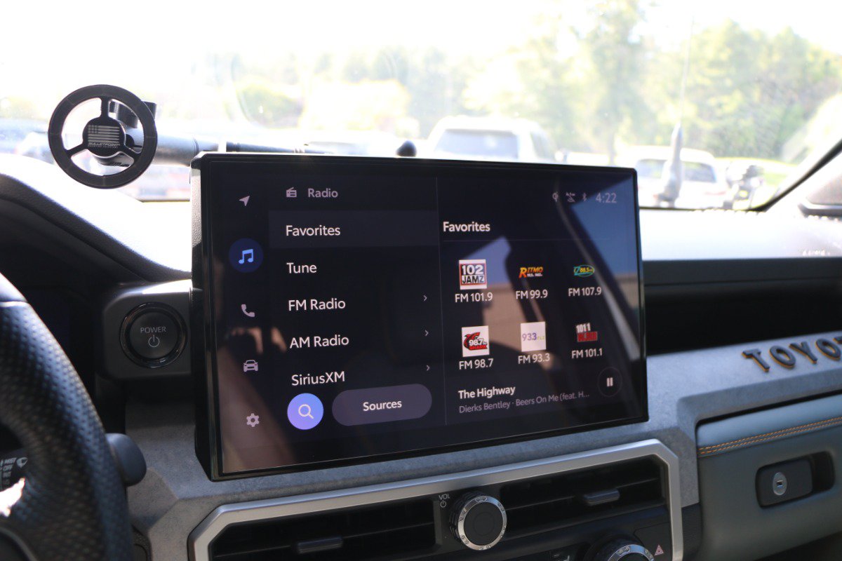 Used 2024 Toyota Tacoma 4x4 Double Cab Hybrid image 26