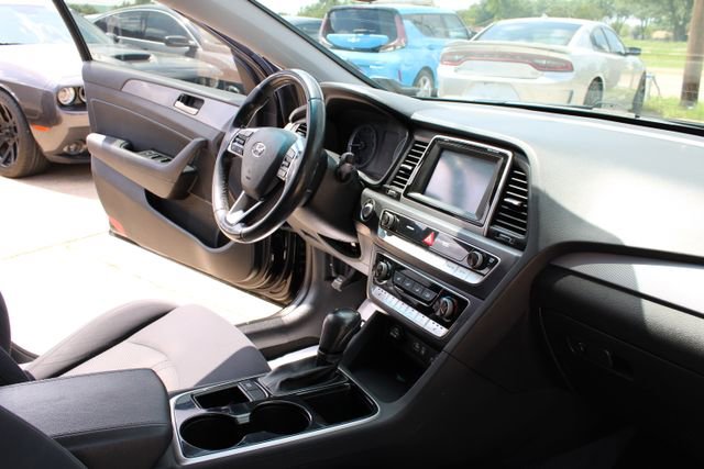 Used 2018 Hyundai Sonata SEL FWD image 41