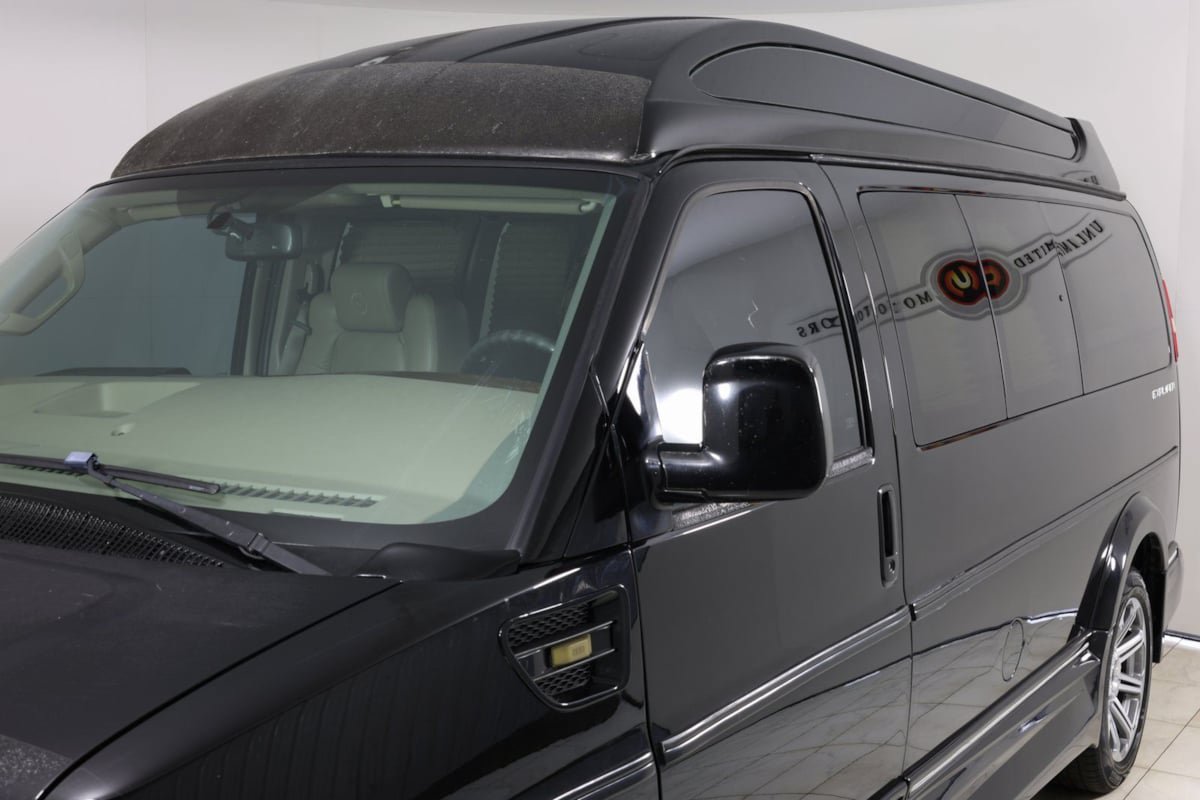 Used 2016 GMC Savana 2500 RWD image 45