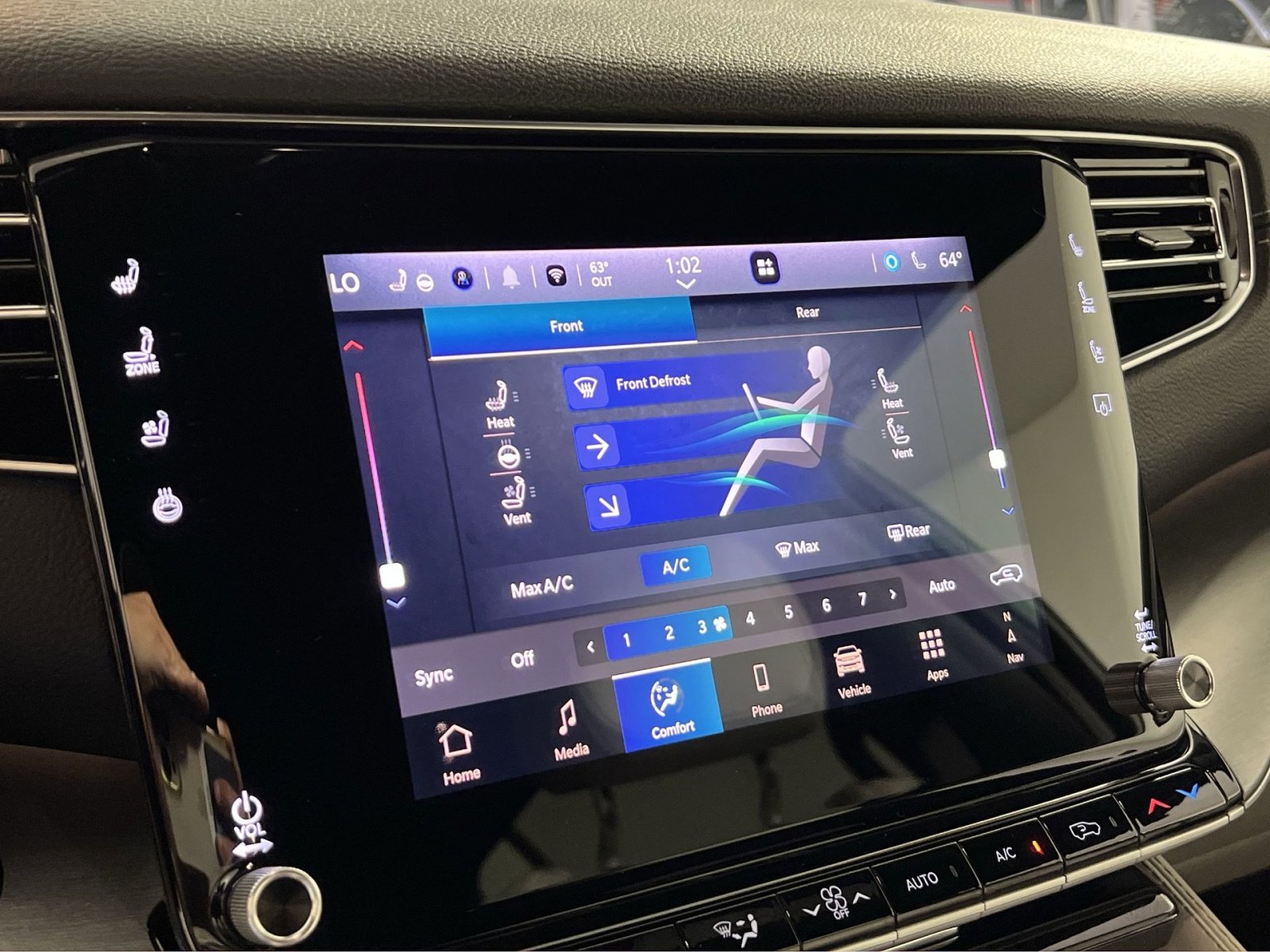 Used 2025 Jeep Wagoneer 4WD image 21