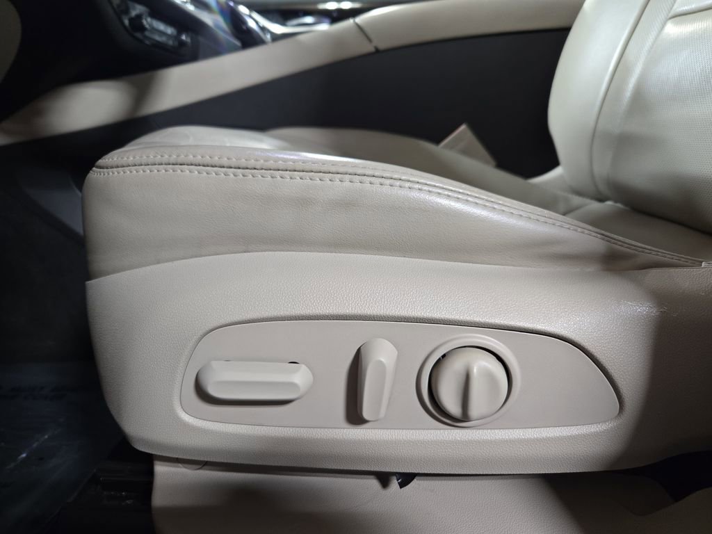 Used 2018 Buick Enclave Premium w/ Experience Buick Package image 29