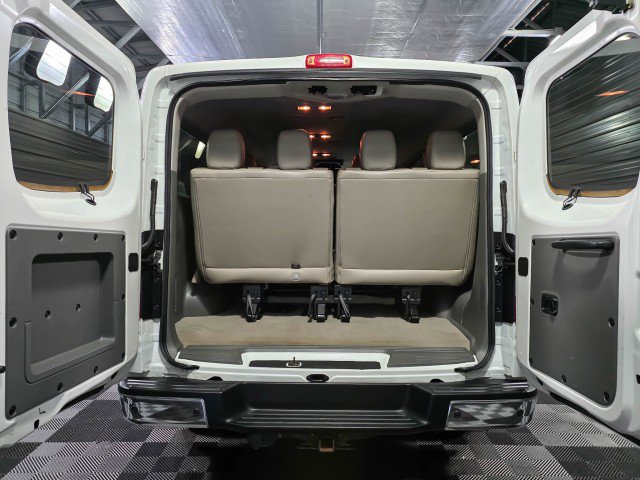 Used 2018 Nissan NV 3500 SL image 9