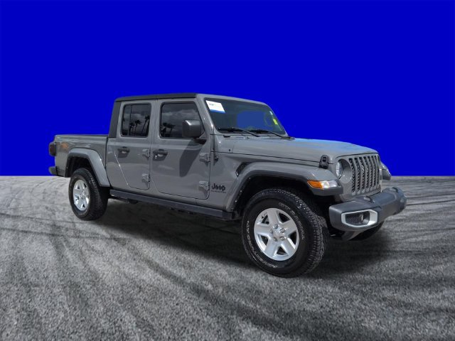 Used 2022 Jeep Gladiator Sport AWD/4WD image 2