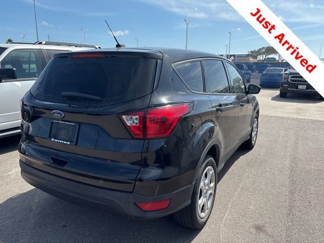 Used 2019 Ford Escape S image 7
