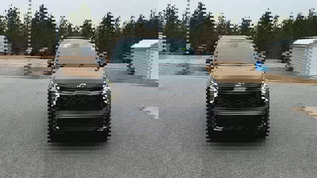 Used 2023 Kia Sportage X-Line w/ X-Line Premium Package image 3