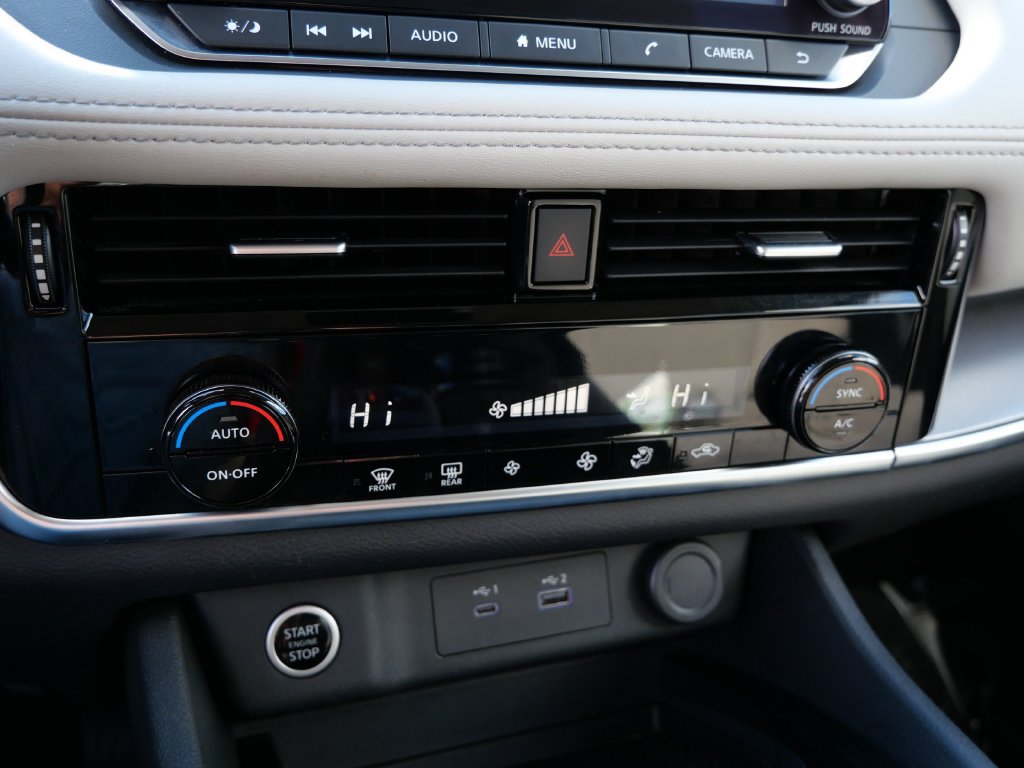 Used 2022 Nissan Rogue SV AWD/4WD image 21
