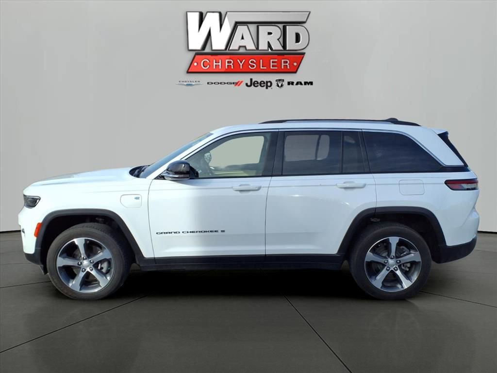 Used 2022 Jeep Grand Cherokee Limited 4xe image 15