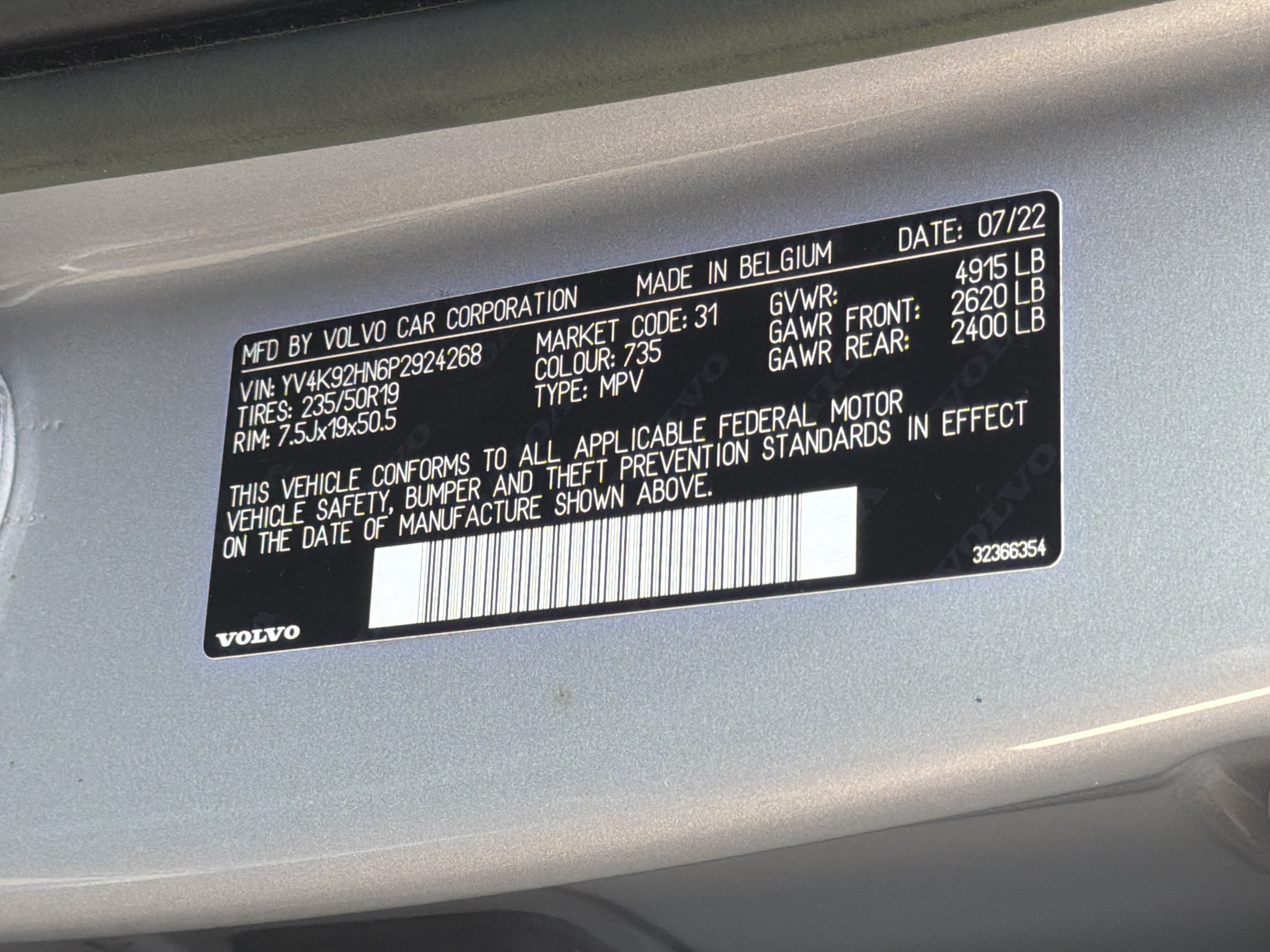 Certified 2023 Volvo XC40 B4 Plus w/ Driver Assist Package FWD image 37