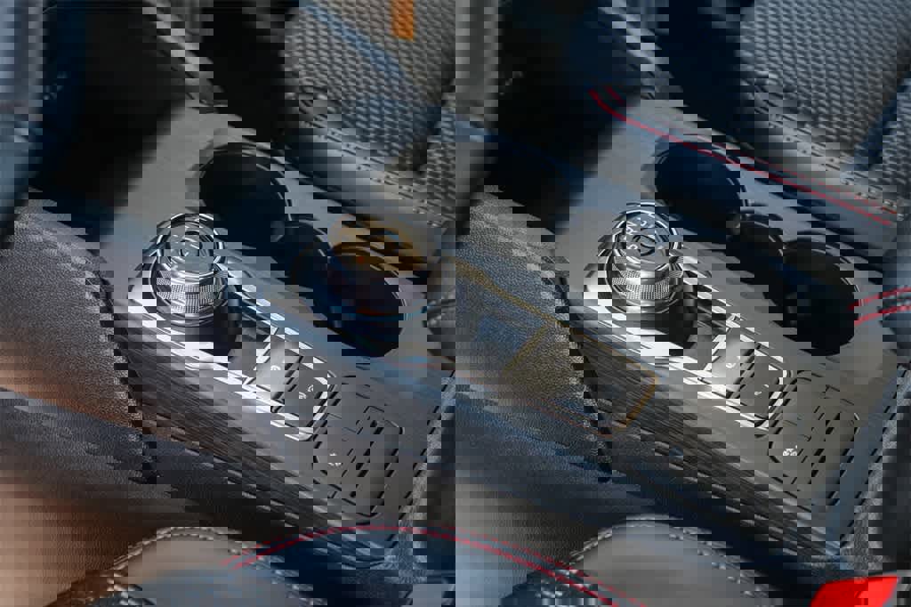 New 2024 Ford Escape ST-Line w/ Equipment Group 301A image 19