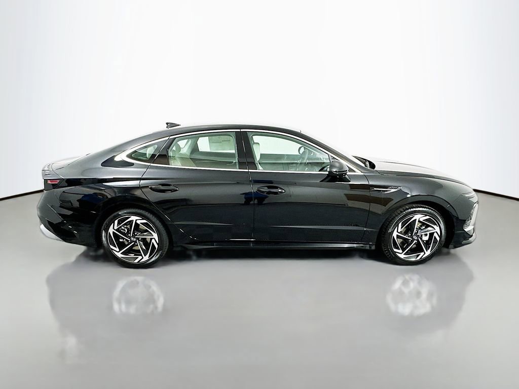 New 2026 Hyundai Sonata SEL image 4