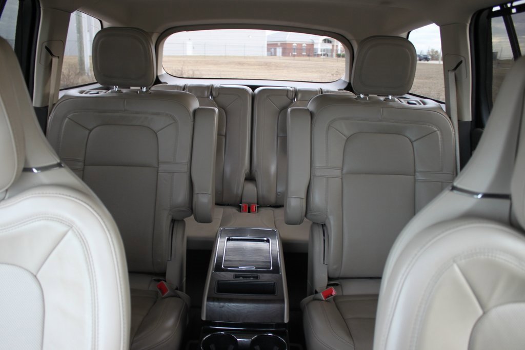 Used 2021 Lincoln Aviator Grand Touring w/ Equipment Group 302A image 20