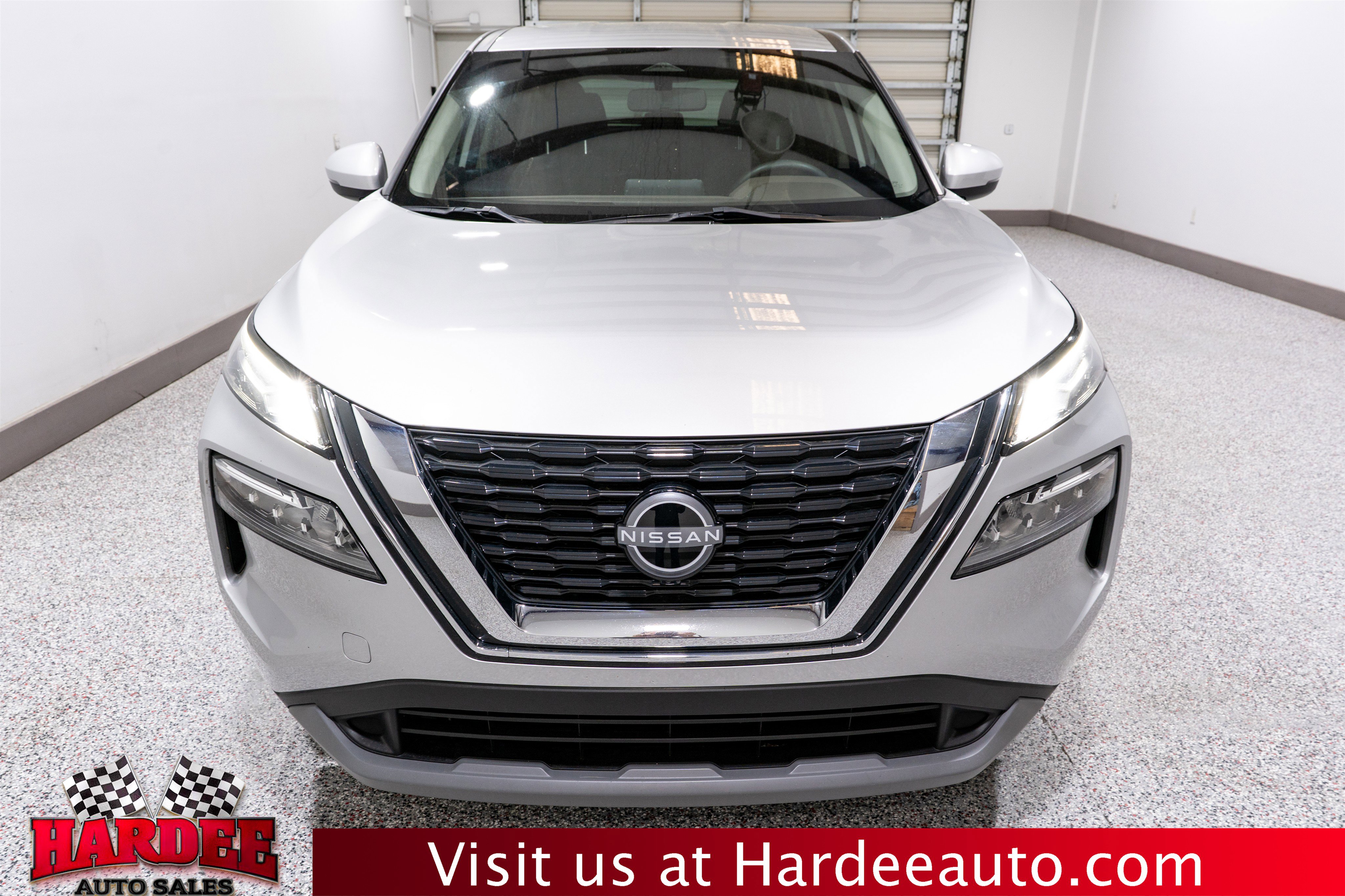 Used 2023 Nissan Rogue SV image 7