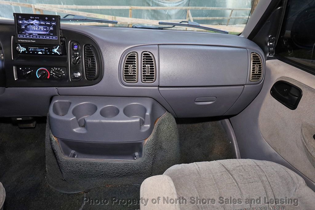 Used 1998 Dodge B1500 image 43