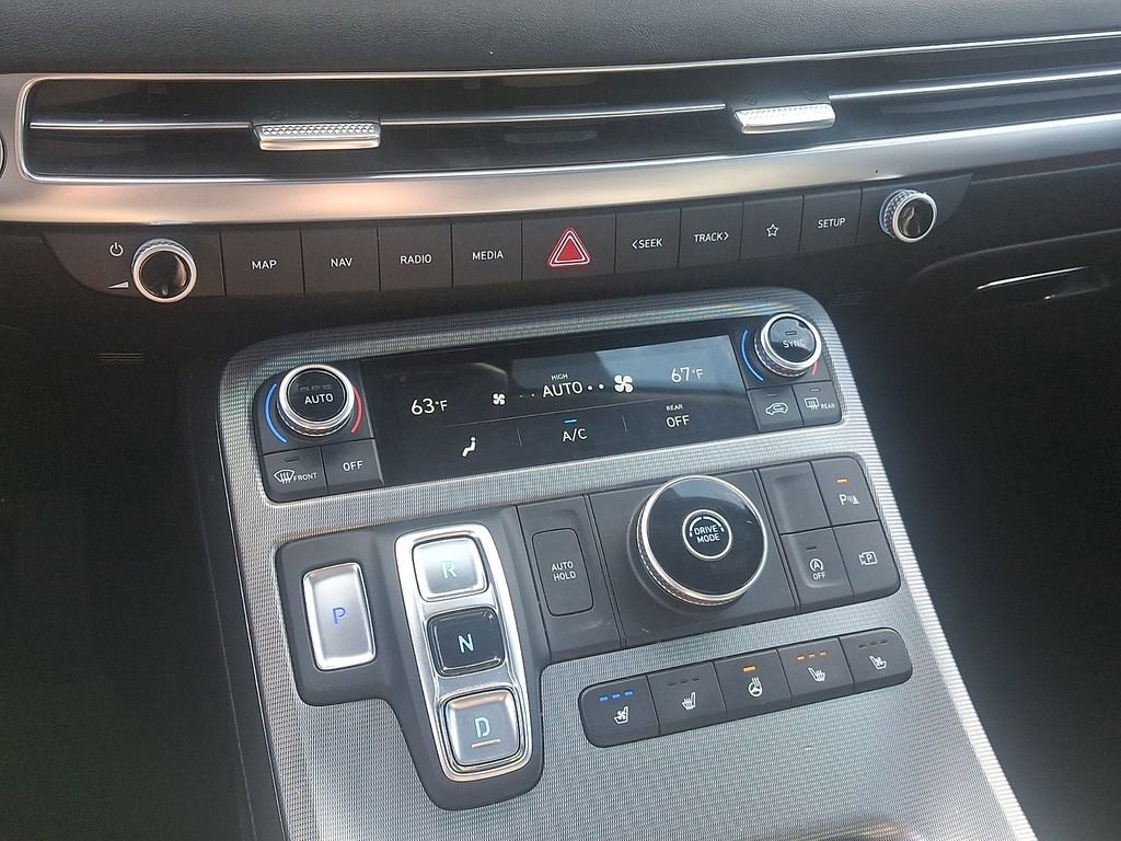 Used 2024 Hyundai Palisade Calligraphy image 16