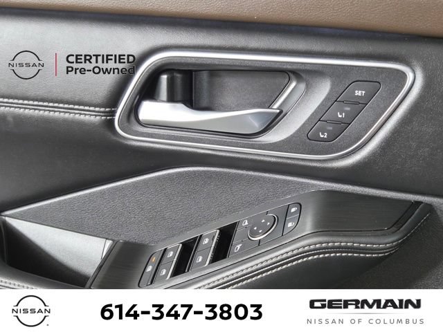 Certified 2023 Nissan Rogue Platinum w/ Platinum Premium Package AWD/4WD image 30
