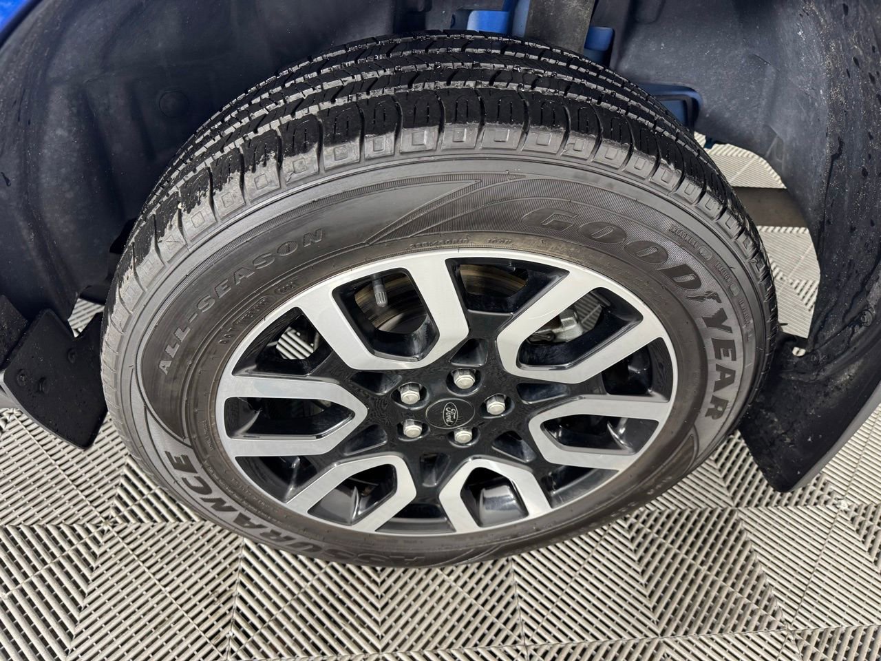 Used 2023 Ford Maverick Lariat w/ Equipment Group 500A Standard image 32