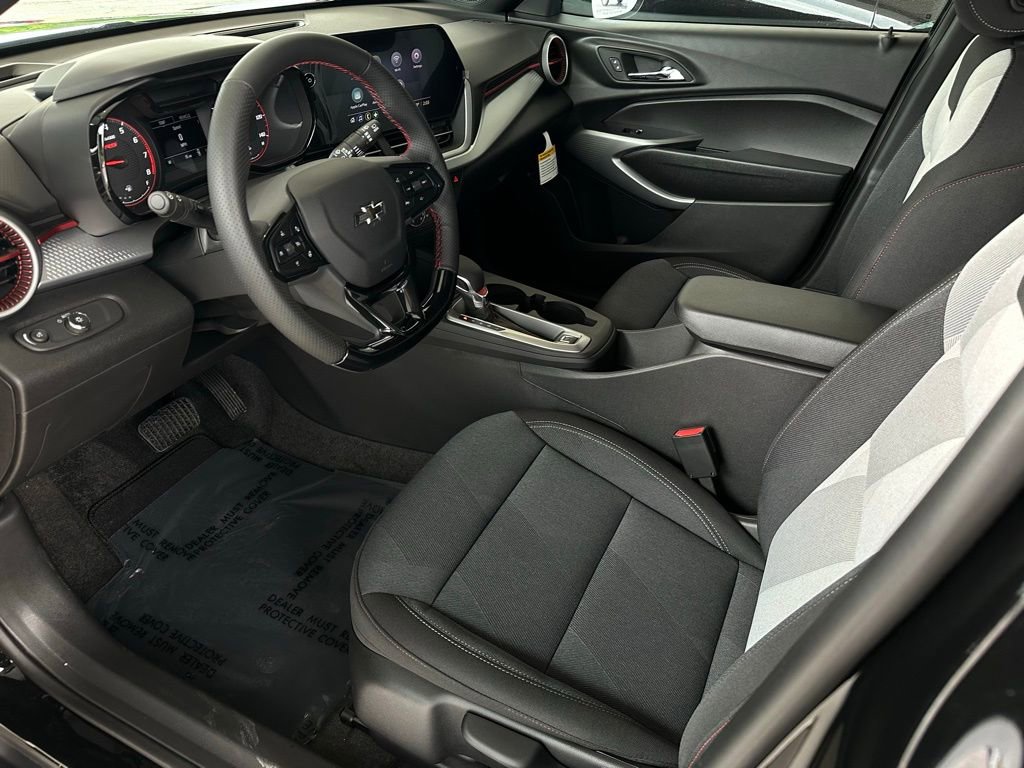 New 2026 Chevrolet Trax RS image 10