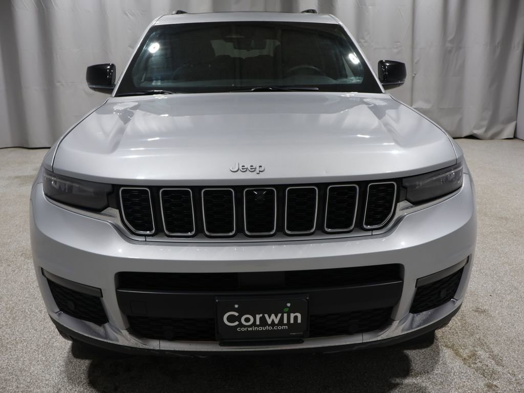 Used 2024 Jeep Grand Cherokee L Limited w/ Luxury Tech Group II image 9