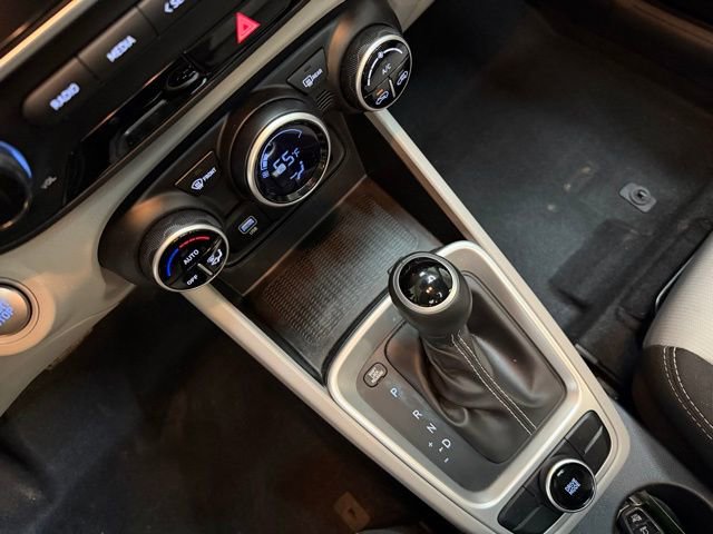 Certified 2024 Hyundai Venue SEL image 29