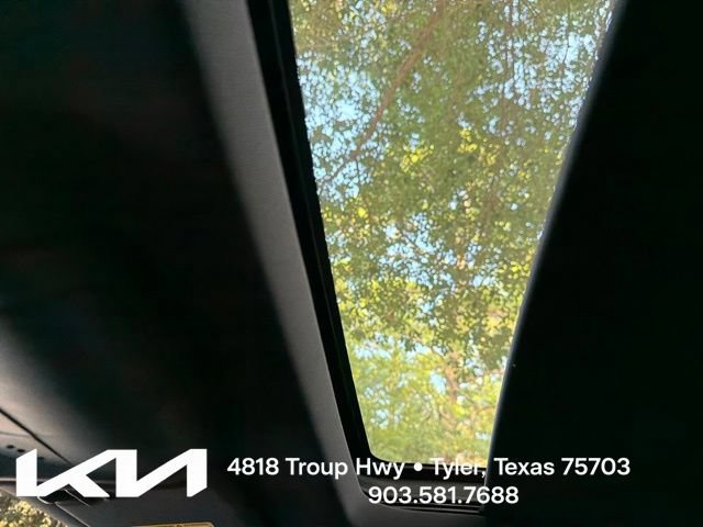 Used 2019 Chevrolet Blazer RS w/ Sun and Wheels Package AWD/4WD image 23