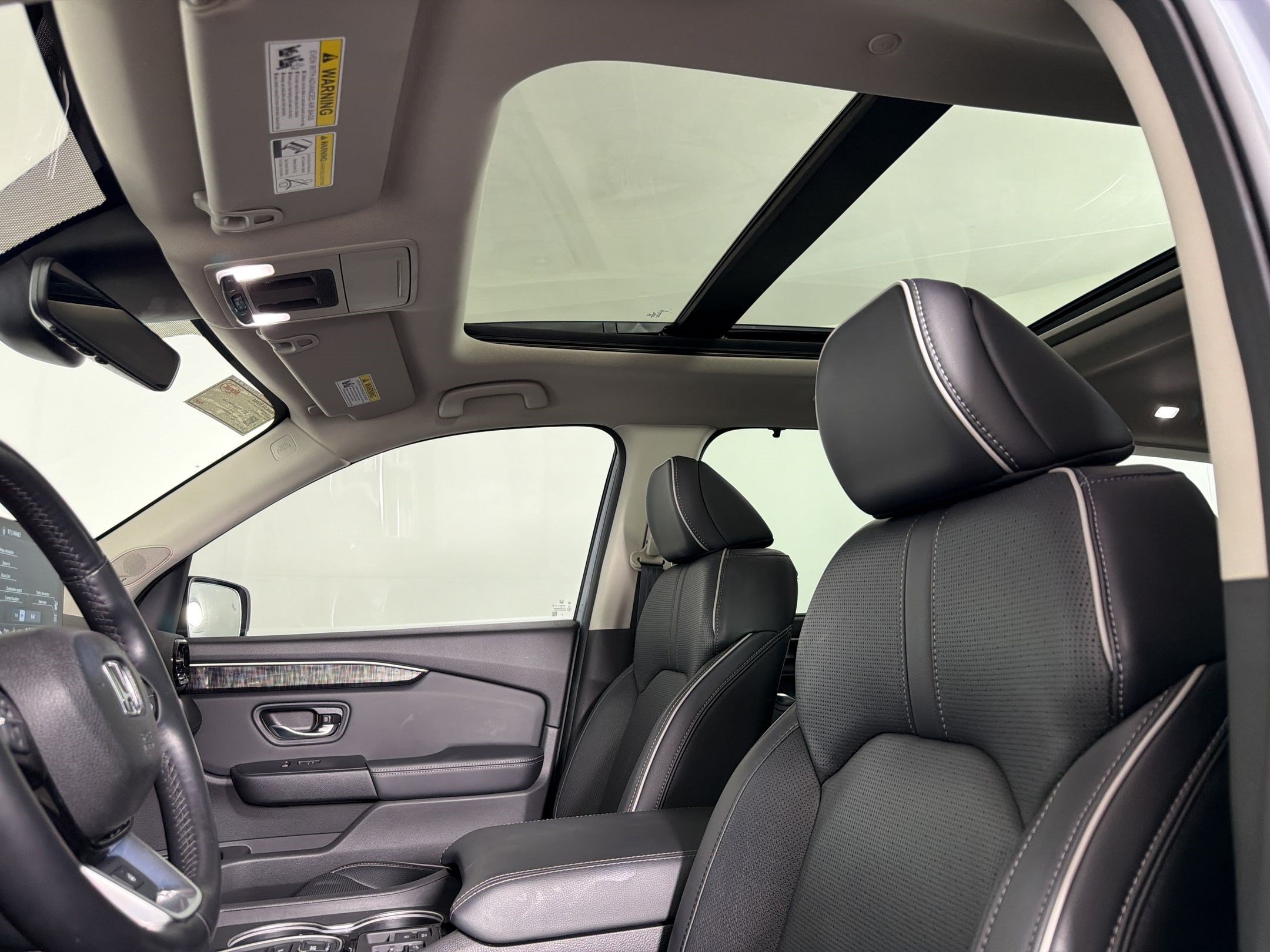 Used 2023 Honda Pilot Elite image 21