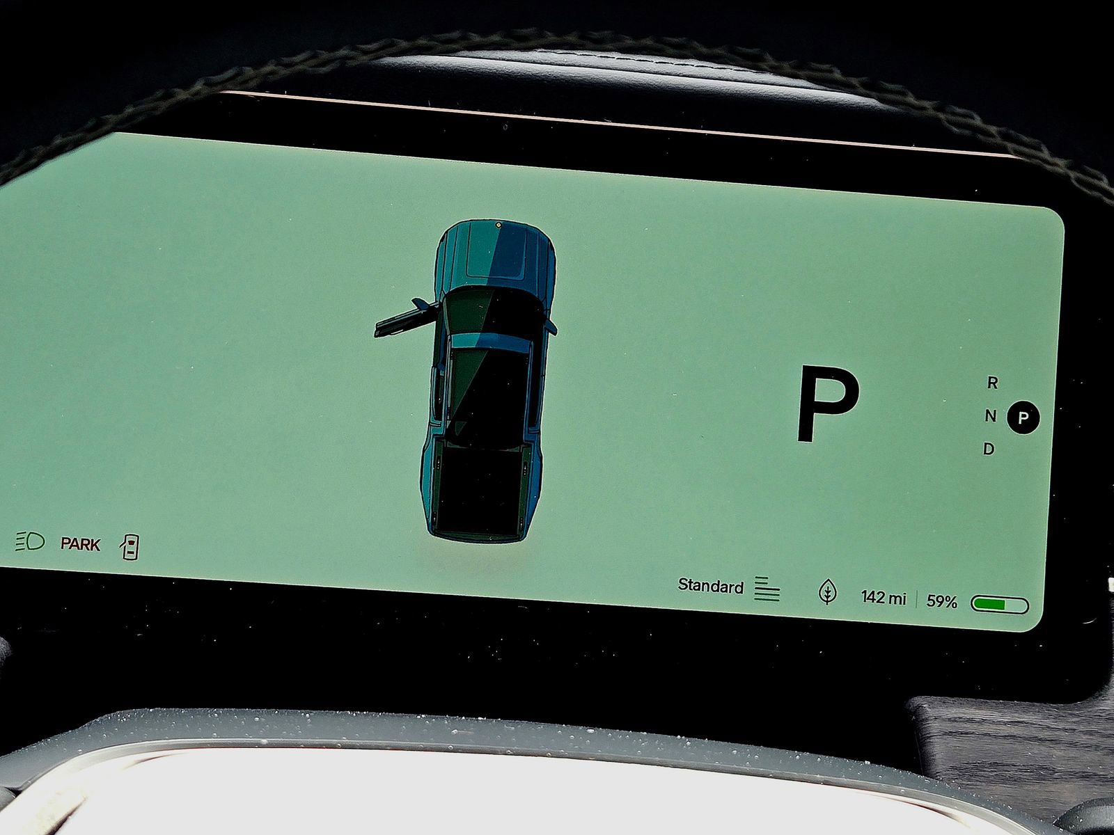 Used 2023 Rivian R1T Adventure image 9