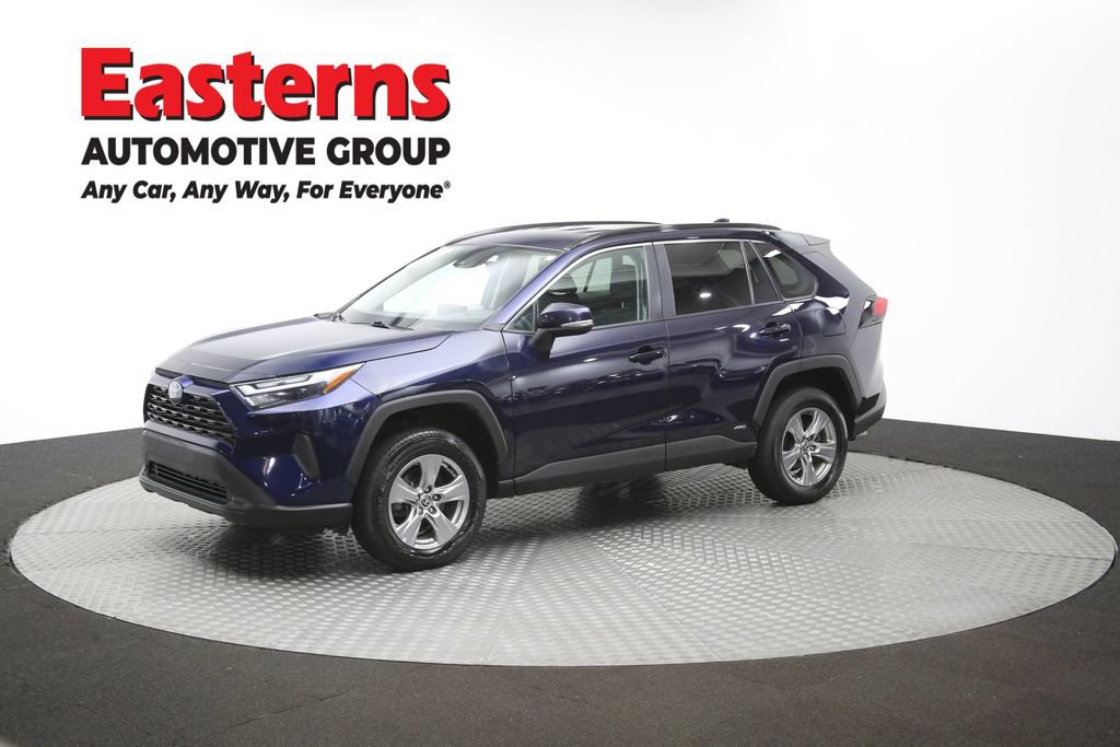 Used 2024 Toyota RAV4 XLE AWD/4WD image 55