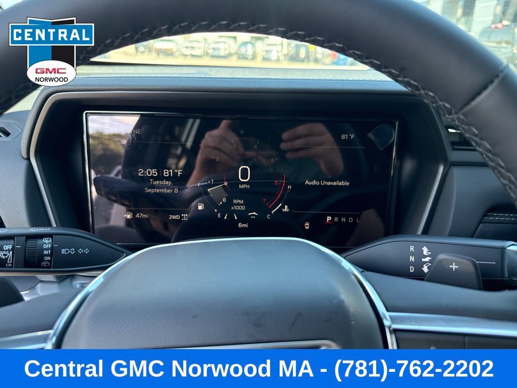 New 2027 GMC Terrain Elevation w/ Technology Package II AWD/4WD image 16