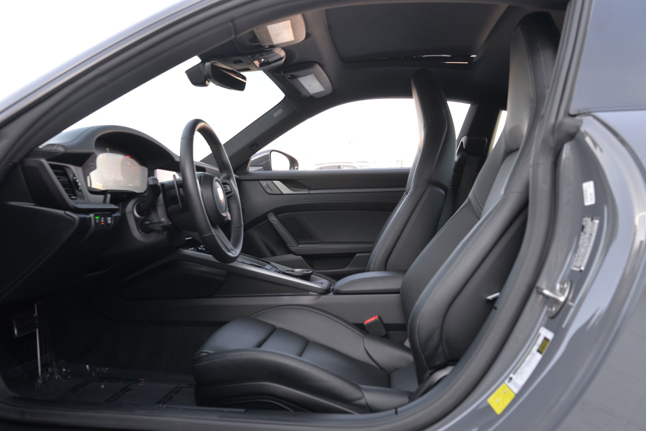 Certified 2025 Porsche 911 Carrera image 5