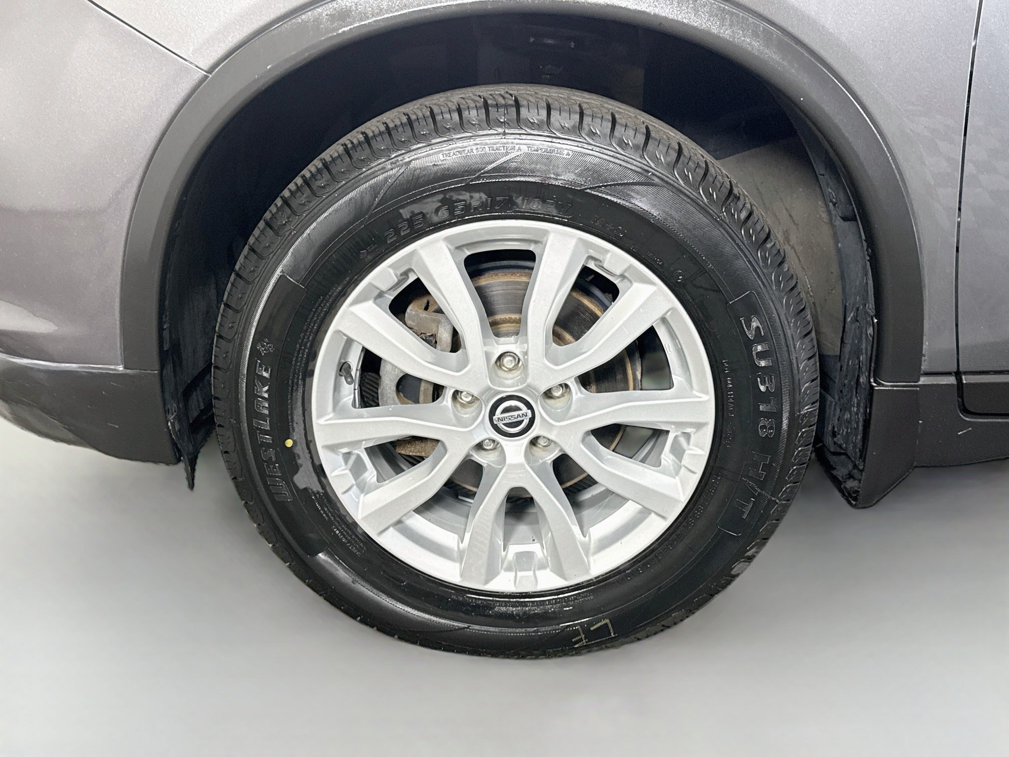 Used 2020 Nissan Rogue SV AWD/4WD image 38