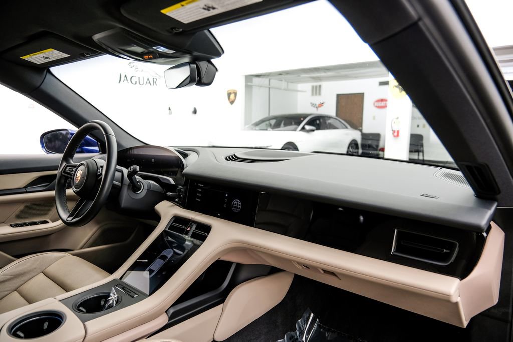 Used 2023 Porsche Taycan RWD image 17