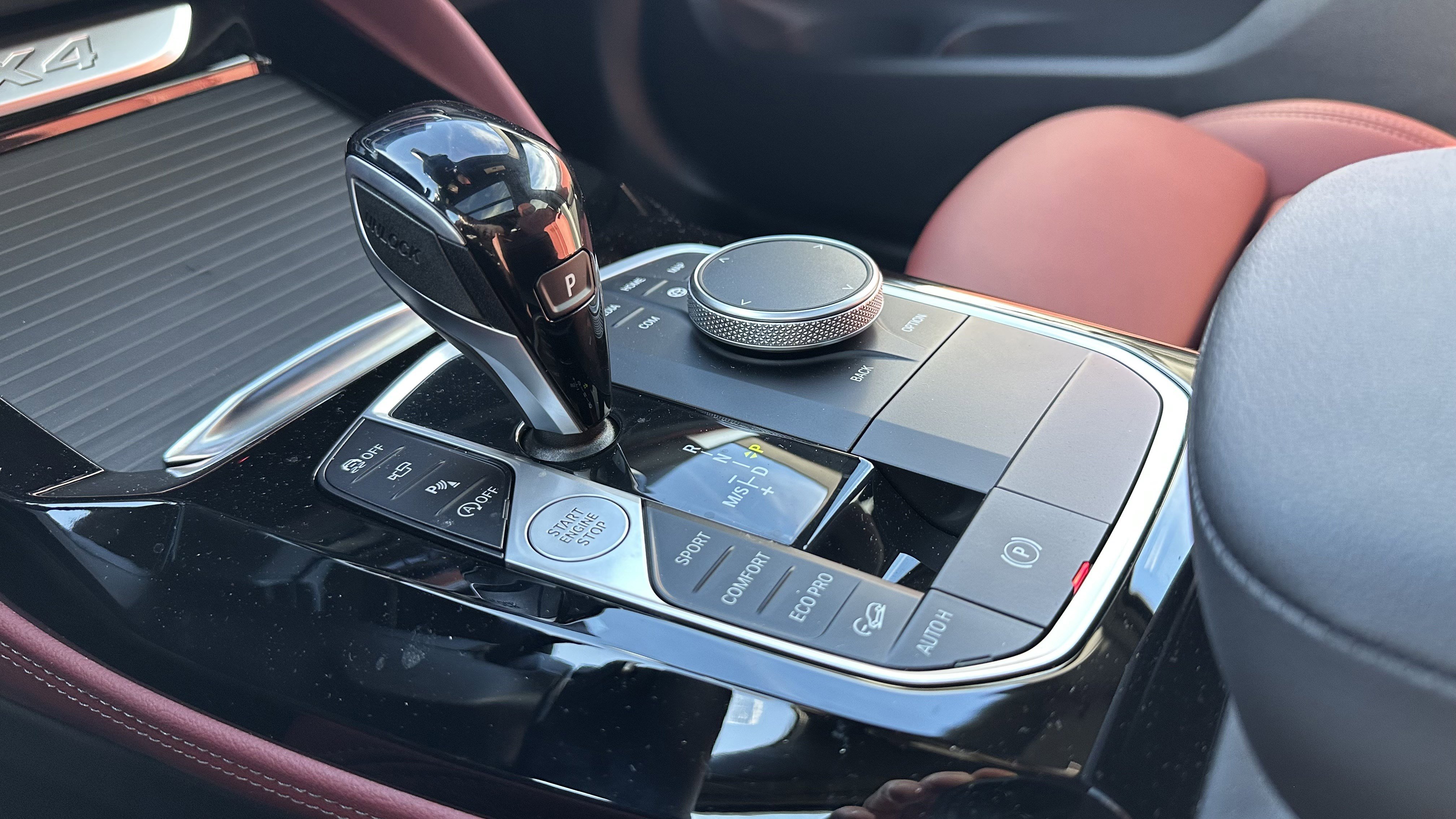 Used 2025 BMW X4 xDrive30i w/ Premium Package image 25