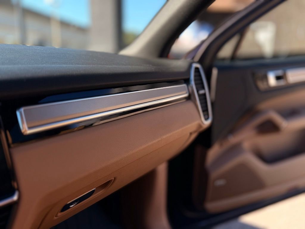 Used 2019 Porsche Cayenne image 29