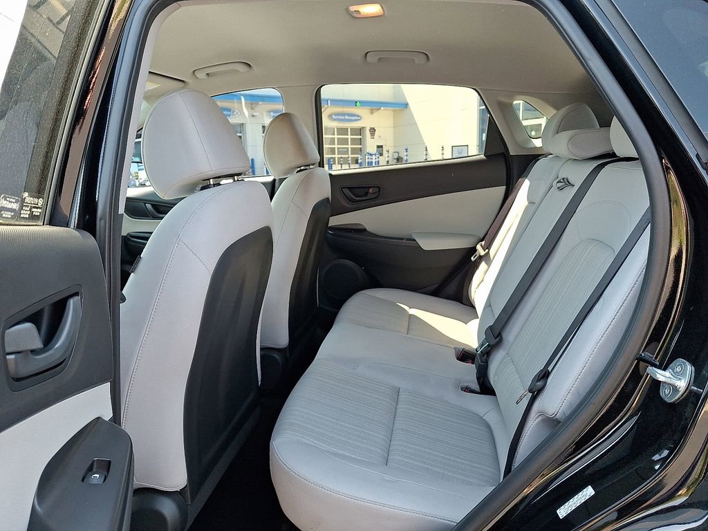 Used 2023 Hyundai Kona SEL AWD/4WD image 13