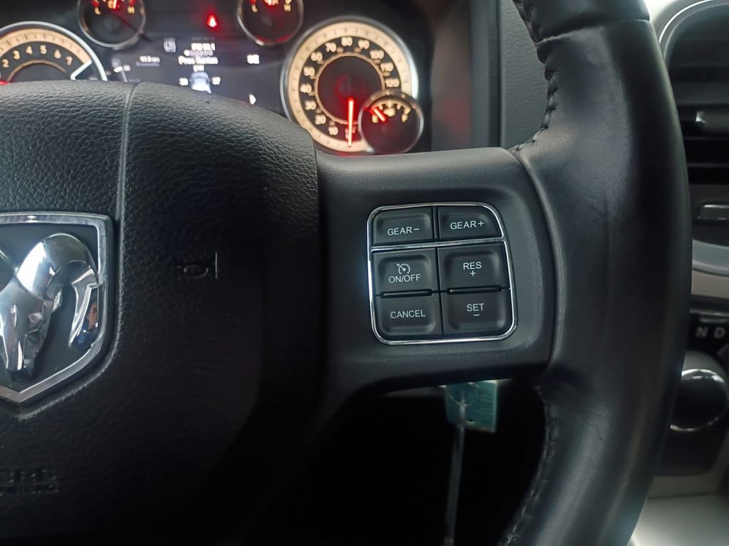 Used 2018 RAM 1500 SLT RWD image 25