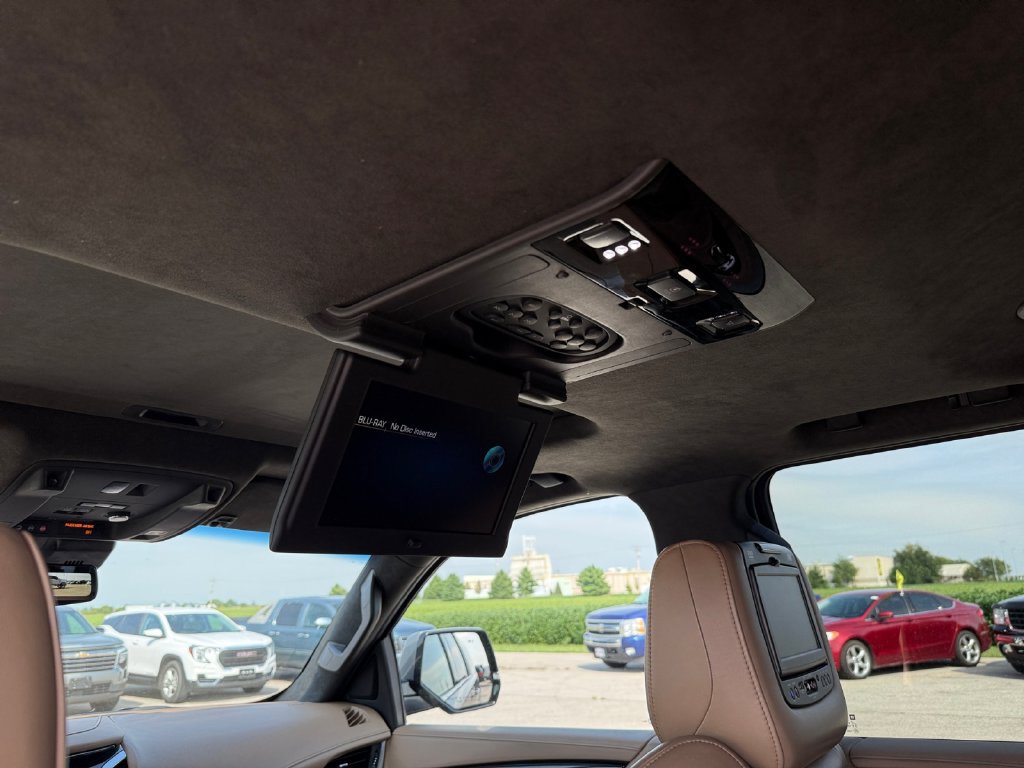 Used 2018 Cadillac Escalade ESV Platinum AWD/4WD image 50