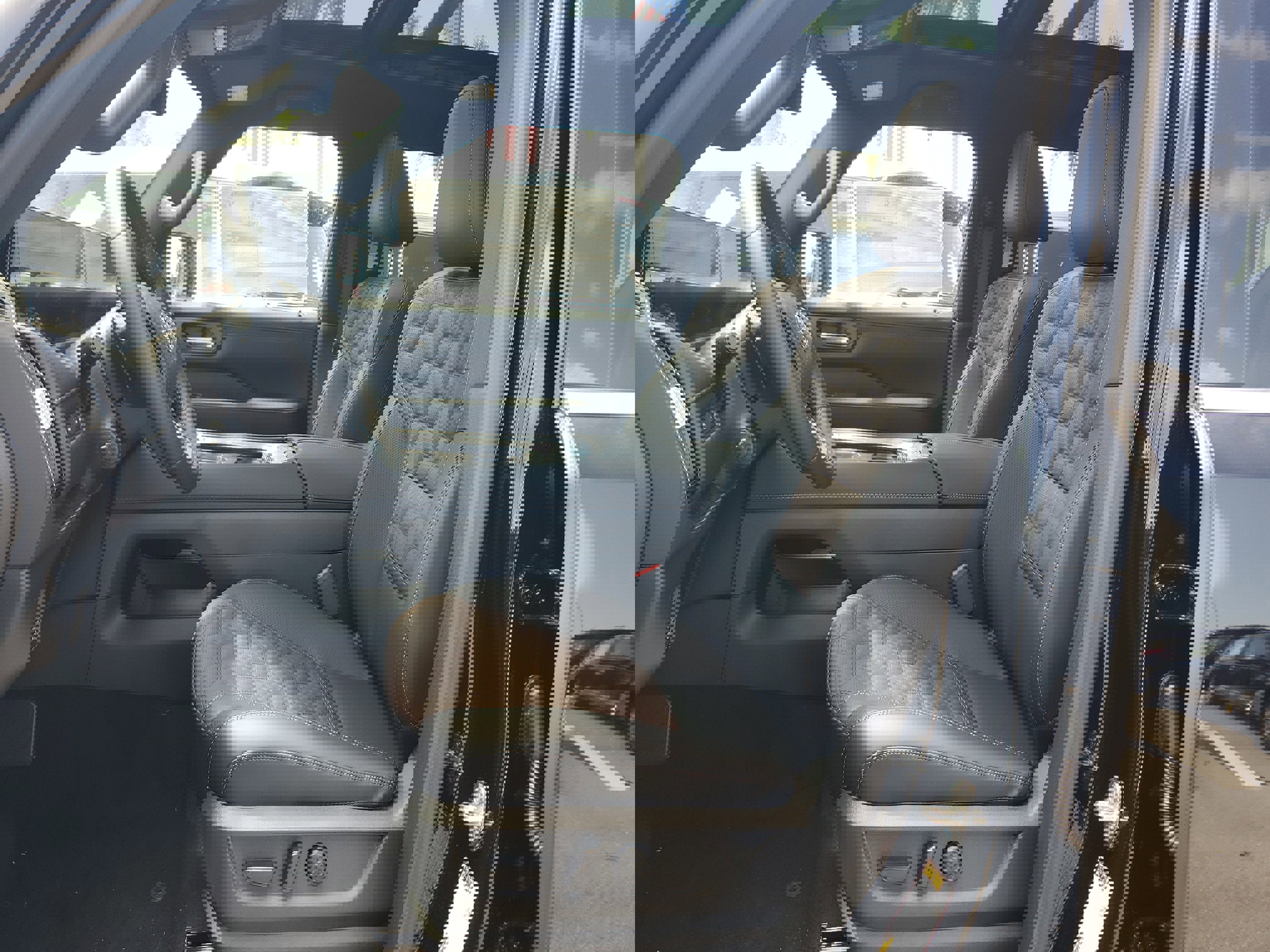 New 2025 Nissan Armada Platinum w/ Convenience Package image 15